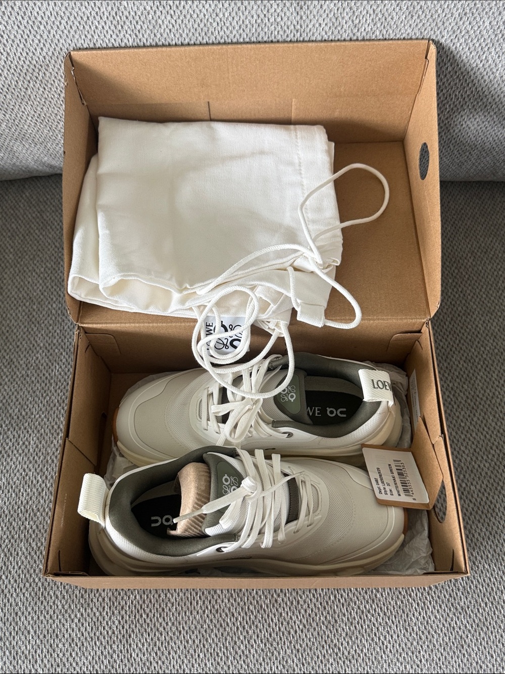 Loewe ✘ On Cloudtilt 2.0 Sneakers 🫒 Khaki - Picture 4 of 10